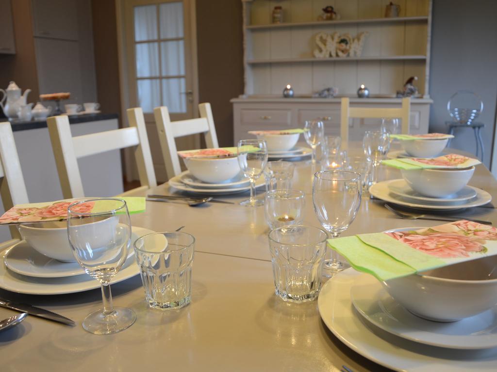 Charming Holiday Home In Zele Near The Forest Eksteriør billede