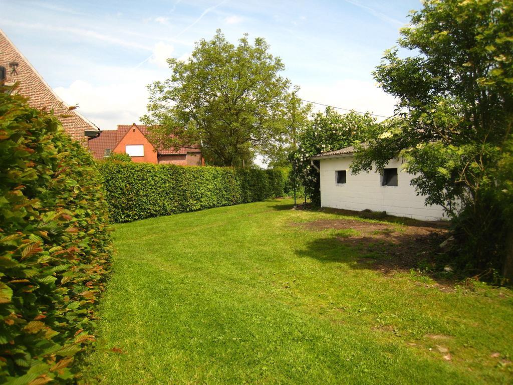 Charming Holiday Home In Zele Near The Forest Eksteriør billede